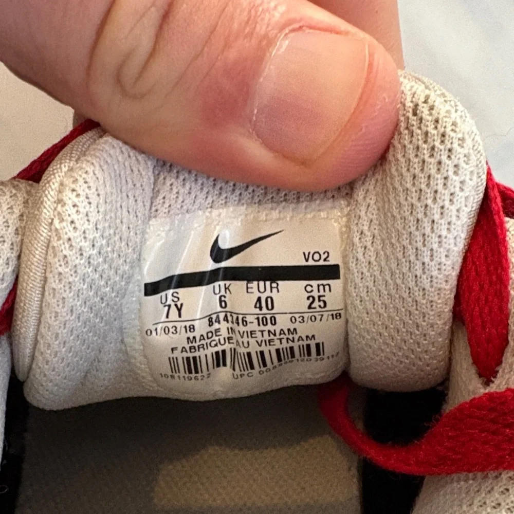 Nike Black and White Shoes‎ with Red Accents Size US7y